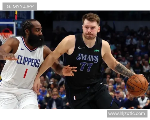 2020年NBA季后赛快船与独行侠第二场精彩对决回顾与分析